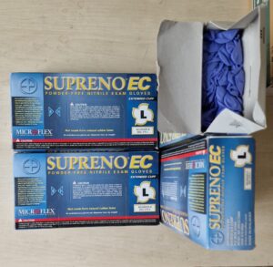 Nitrile Medical Exam Gloves Supreno EC Microflex, Powder Free with Extended Cuff Size M, Pack of 100 Pcs (50 Pairs)-Blue MALAYSIA
